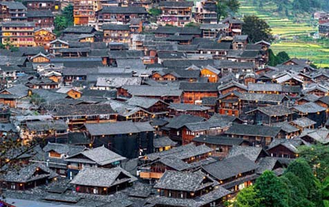 柳州6种常见的外墙仿石漆施工工艺！